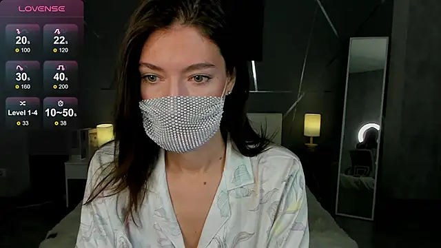 Snapshot of take_me_to_moon chatting on October 23, 1:59 am take me to moon online show from October 23, 1:59 am