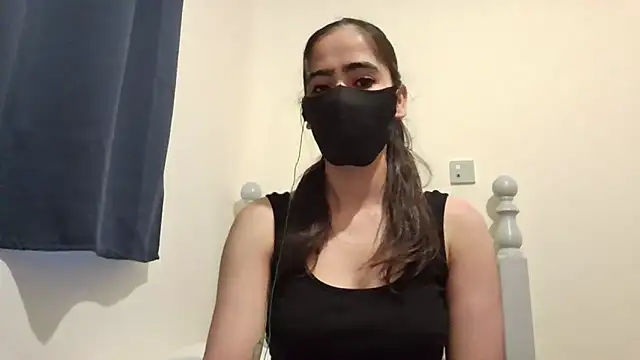 BobtailFormal online show from February 11, 8:47 am