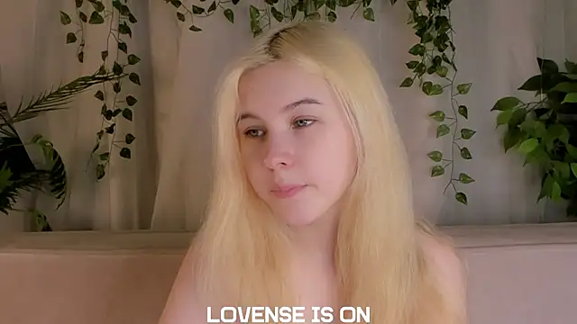 ElizSpieth online show from November 11, 1:33 am