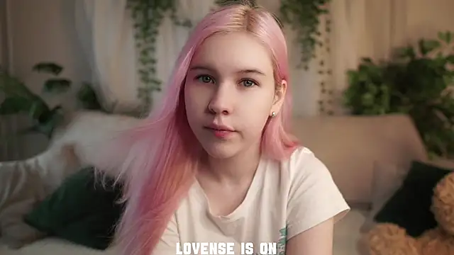 ElizSpieth online show from December 2, 1:17 am