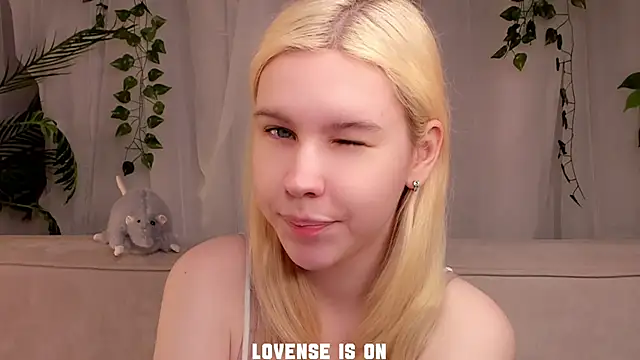 ElizSpieth online show from November 13, 1:09 am