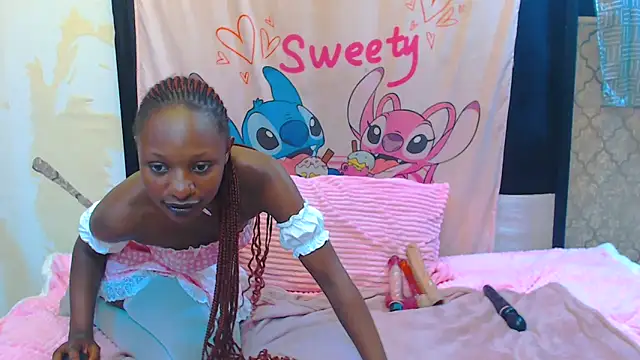Snapshot of LonelyQueenxx25 chatting on September 9, 8:07 pm LonelyQueenxx25 online show from September 9, 8:07 pm
