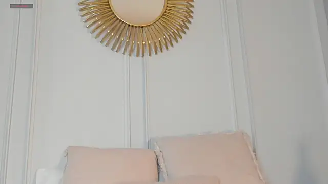 Snapshot of CharlotteBrownn_ chatting on July 25, 2:08 am CharlotteBrownn online show from July 25, 2:08 am