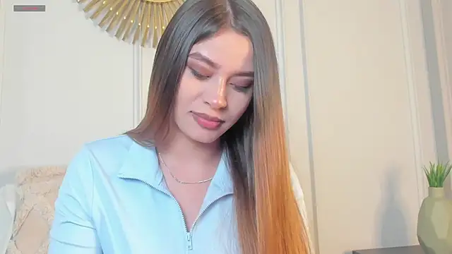 Snapshot of CharlotteBrownn_ chatting on July 28, 1:02 am CharlotteBrownn online show from July 28, 1:02 am