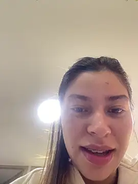 CharlotteBrownn  online show from March 5, 9:22 pm