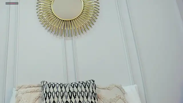 CharlotteBrownn  online show from June 9, 2:01 am