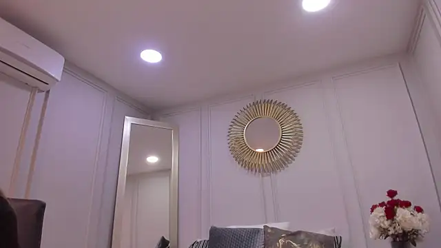 CharlotteBrownn  online show from February 17, 3:26 am