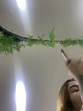 CharlotteBrownn  online show from October 24, 3:05 am