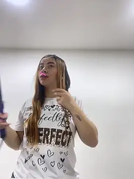 CharlotteBrownn  online show from November 1, 3:35 am