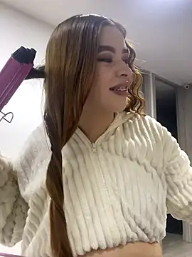 CharlotteBrownn  online show from November 12, 3:43 am