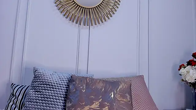 CharlotteBrownn  online show from March 15, 12:50 am