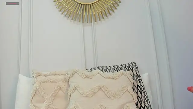 CharlotteBrownn  online show from June 8, 1:28 am
