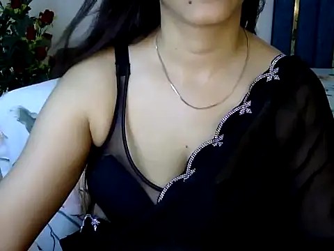 Rumi cute online show from April 19, 6:10 pm