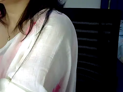 Rumi cute online show from April 13, 4:44 pm