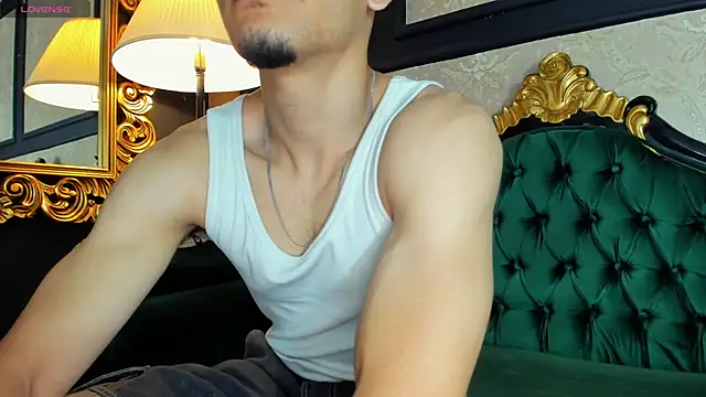 AlessandroKiing online show from June 14, 12:07 am