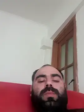 Snapshot of body02081 chatting on October 2, 1:47 pm body02081 online show from October 2, 1:47 pm