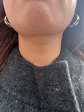 feifei 521 online show from October 25, 6:12 am