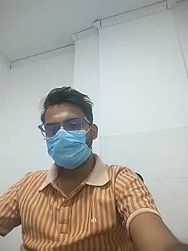 themasklover online show from May 21, 8:44 am