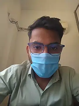 themasklover online show from June 7, 9:03 am