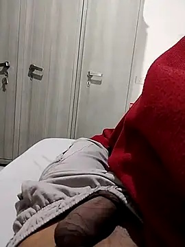 themasklover online show from March 19, 6:52 pm