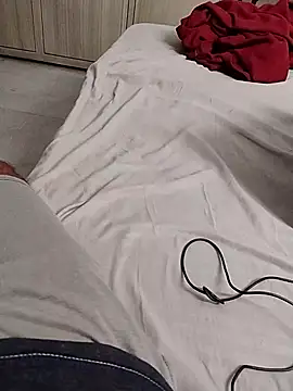 themasklover online show from April 23, 5:36 pm