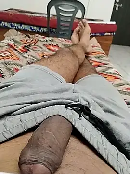 themasklover online show from February 13, 5:24 pm