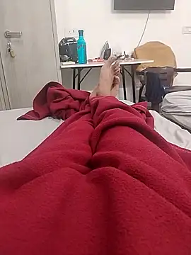 themasklover online show from April 20, 4:19 pm