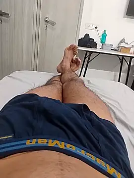 themasklover online show from March 31, 9:22 am