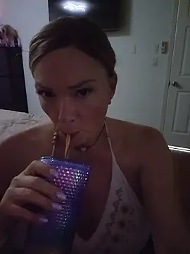 Sugarloveless online show from May 17, 4:29 pm