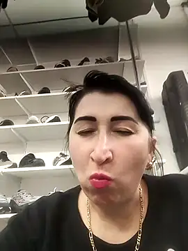 Snapshot of Funny_Karina chatting on May 11, 5:21 pm Funny Karina online show from May 11, 5:21 pm