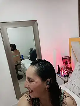 Luna Naughty1 online show from February 24, 6:42 pm