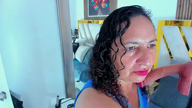 Snapshot of Luna_Naughty1 chatting on July 14, 6:36 pm Luna Naughty1 online show from July 14, 6:36 pm