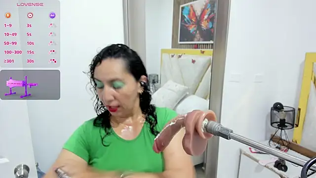 Luna Naughty1 online show from March 17, 7:39 pm