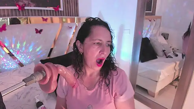 Luna Naughty1 online show from February 27, 7:46 pm