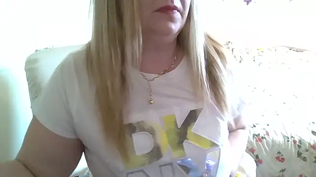 arianamodel4you online show from November 27, 12:49 pm