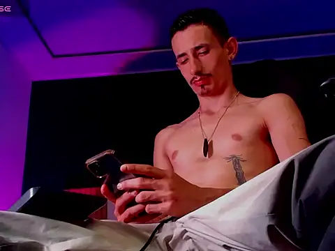 Damartinez27 online show from November 8, 6:28 am