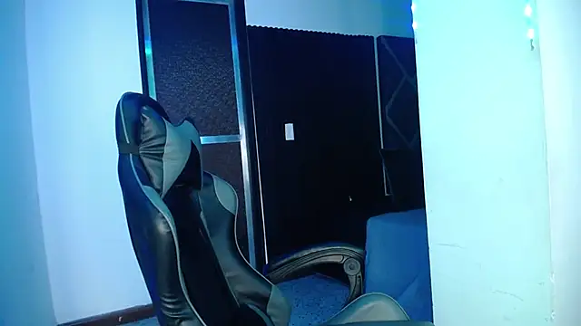 Lucy-23 online show from November 6, 11:20 pm