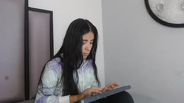 Lucy-23 online show from November 26, 4:12 am