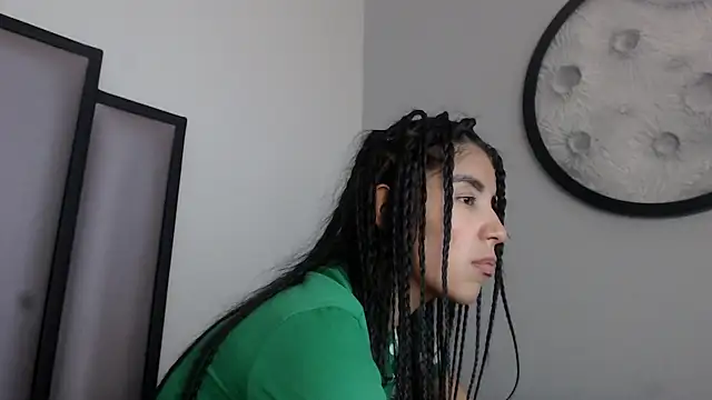 Lucy-23 online show from December 5, 5:17 am