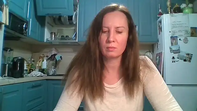 ALICAINWONDERLAND online show from April 7, 6:54 pm