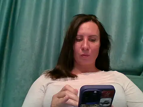 ALICAINWONDERLAND online show from October 27, 5:47 pm