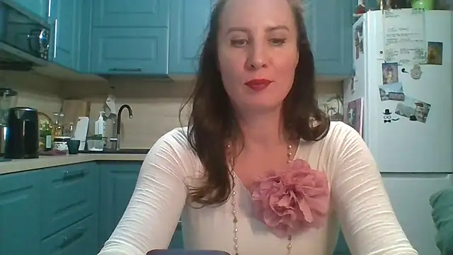 ALICAINWONDERLAND online show from March 22, 4:08 pm