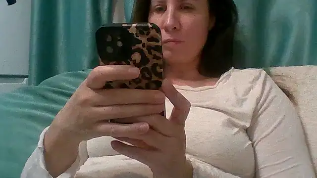 ALICAINWONDERLAND online show from March 6, 8:37 pm