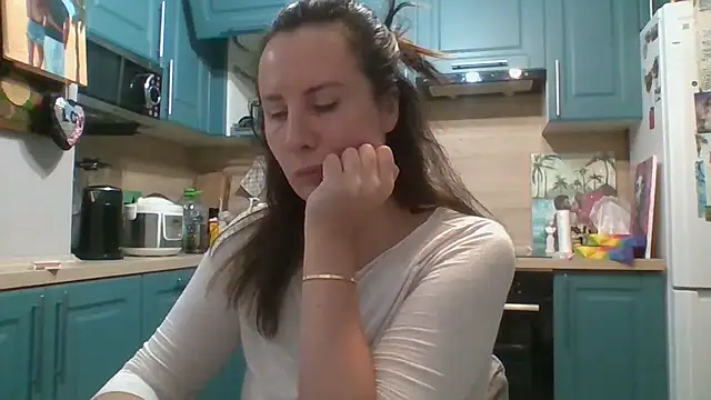 ALICAINWONDERLAND online show from November 7, 10:57 pm