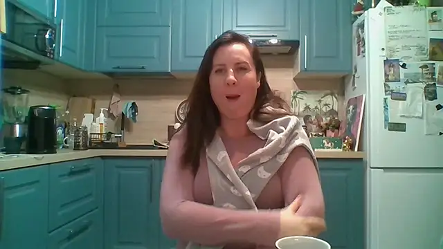 Snapshot of ALICAINWONDERLAND chatting on January 10, 6:25 pm ALICAINWONDERLAND online show from January 10, 6:25 pm