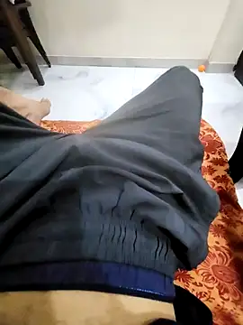 Snapshot of coupleyug chatting on September 19, 6:12 pm coupleyug online show from September 19, 6:12 pm