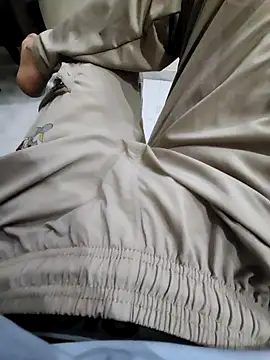 Snapshot of coupleyug chatting on September 16, 5:36 pm coupleyug online show from September 16, 5:36 pm