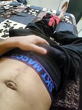 Snapshot of coupleyug chatting on November 8, 2:20 pm coupleyug online show from November 8, 2:20 pm