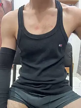 coupleyug online show from May 19, 3:30 pm