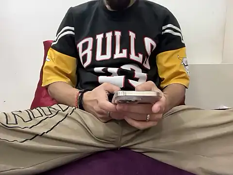 coupleyug online show from January 17, 10:19 am